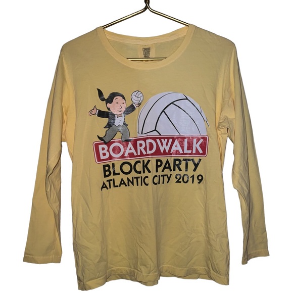 Comfort Colors Tops - Comfort colors monopoly, double sided graphic T-shirt 3/4 sleeve